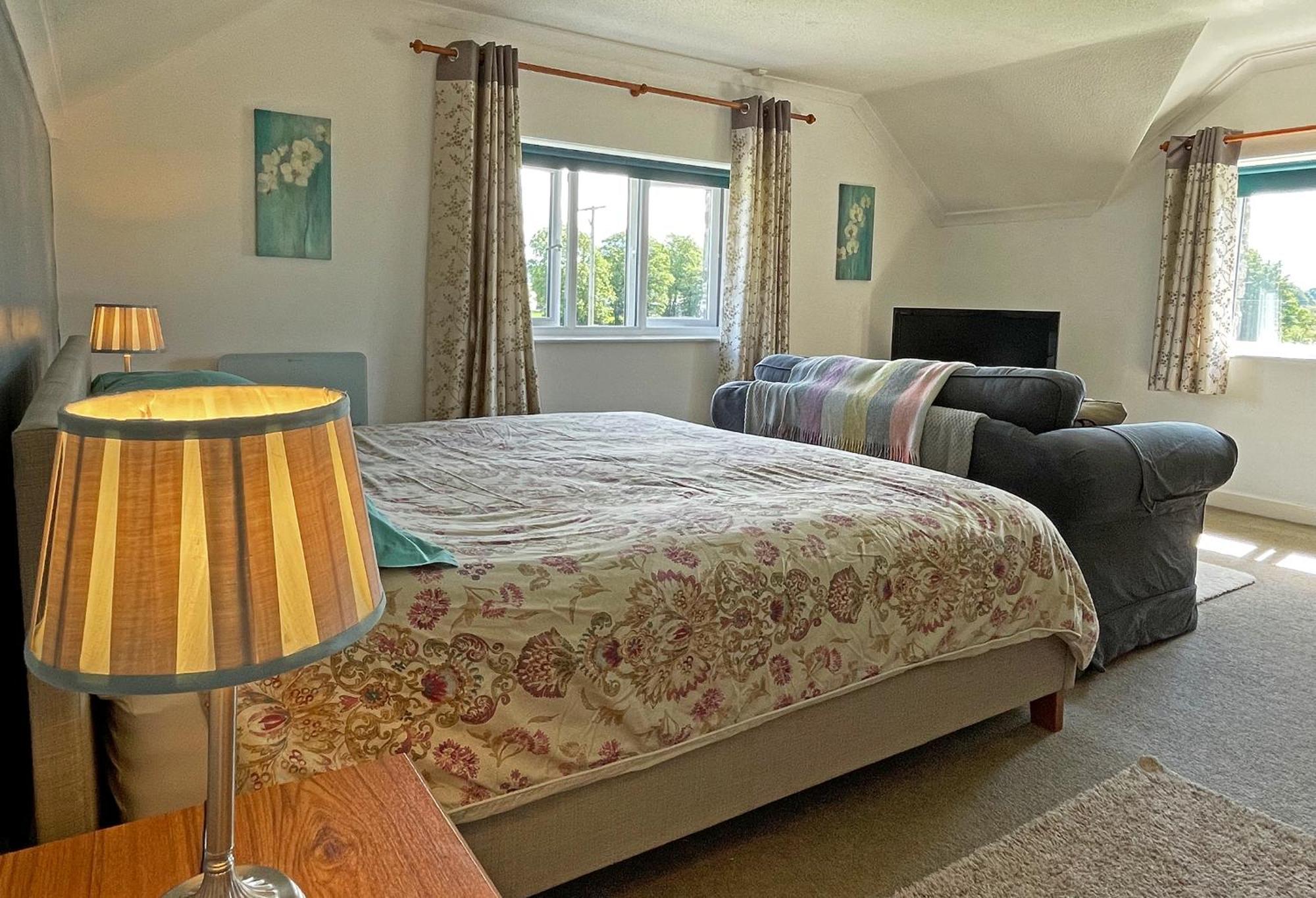 Maesyfelin Isaf B&B Llanybyther Esterno foto